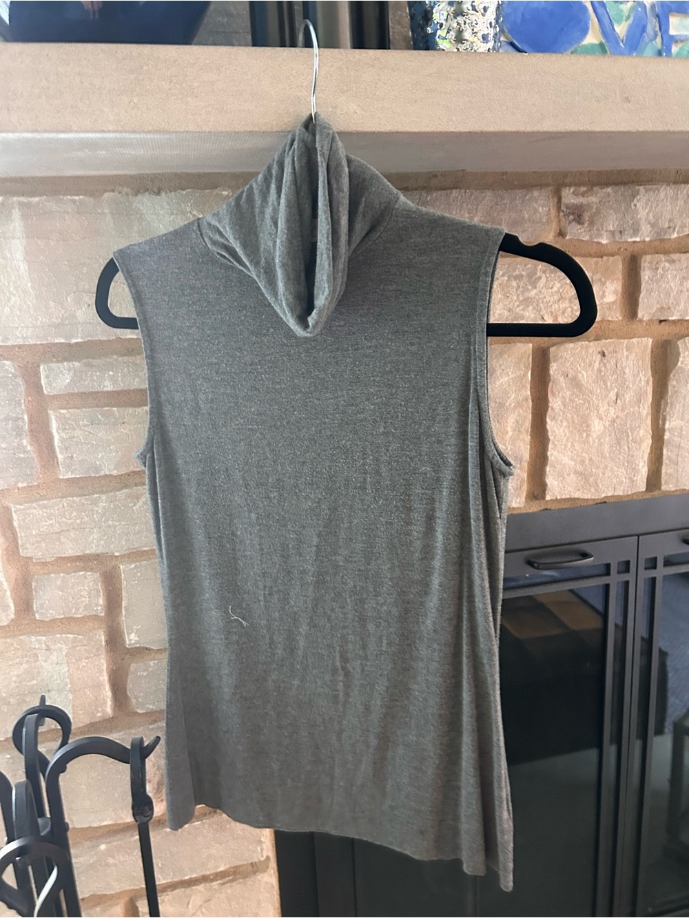 Sleeveless Turtleneck  Tunic Top
